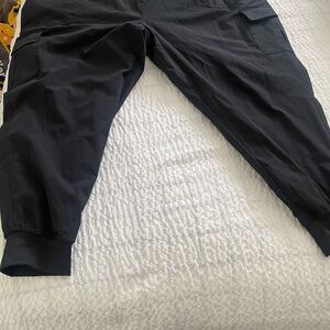 Black women’s lined warm Cargo Pants
